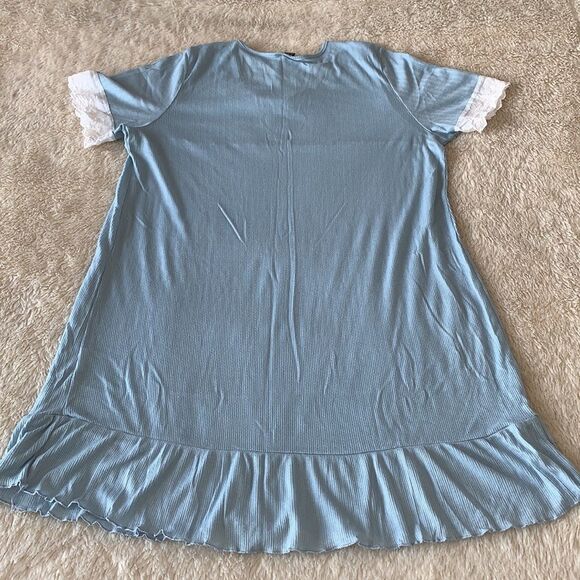 SHEIN blue nightgown with ribbon size: Medium - Picture 6 of 16